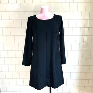 New! American Apparel long sleeved crepe dress👗